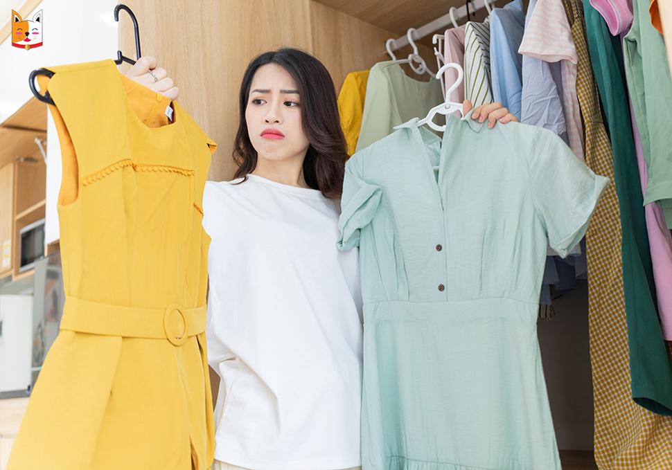 เลือกเสื้อผ้า